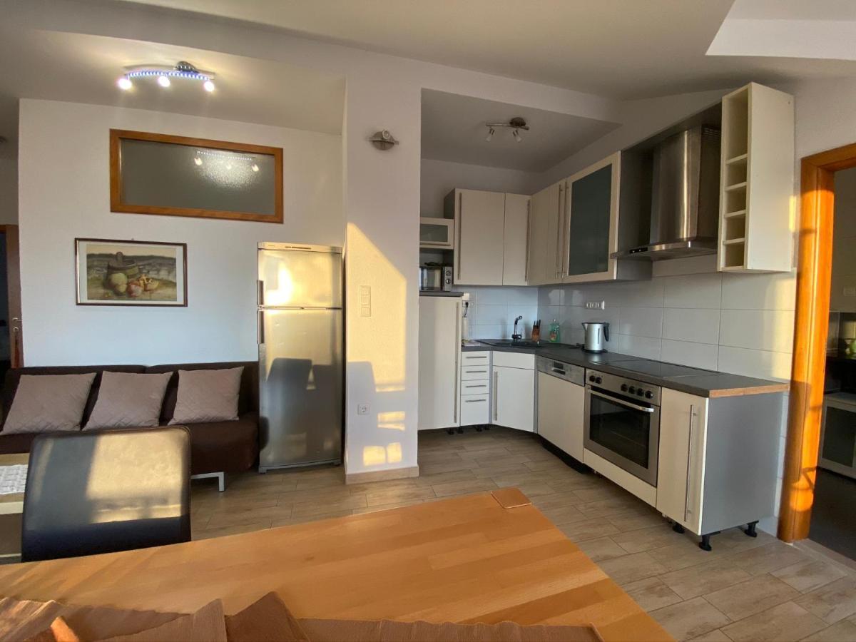 גראדאץ Apartments Grozdana מראה חיצוני תמונה