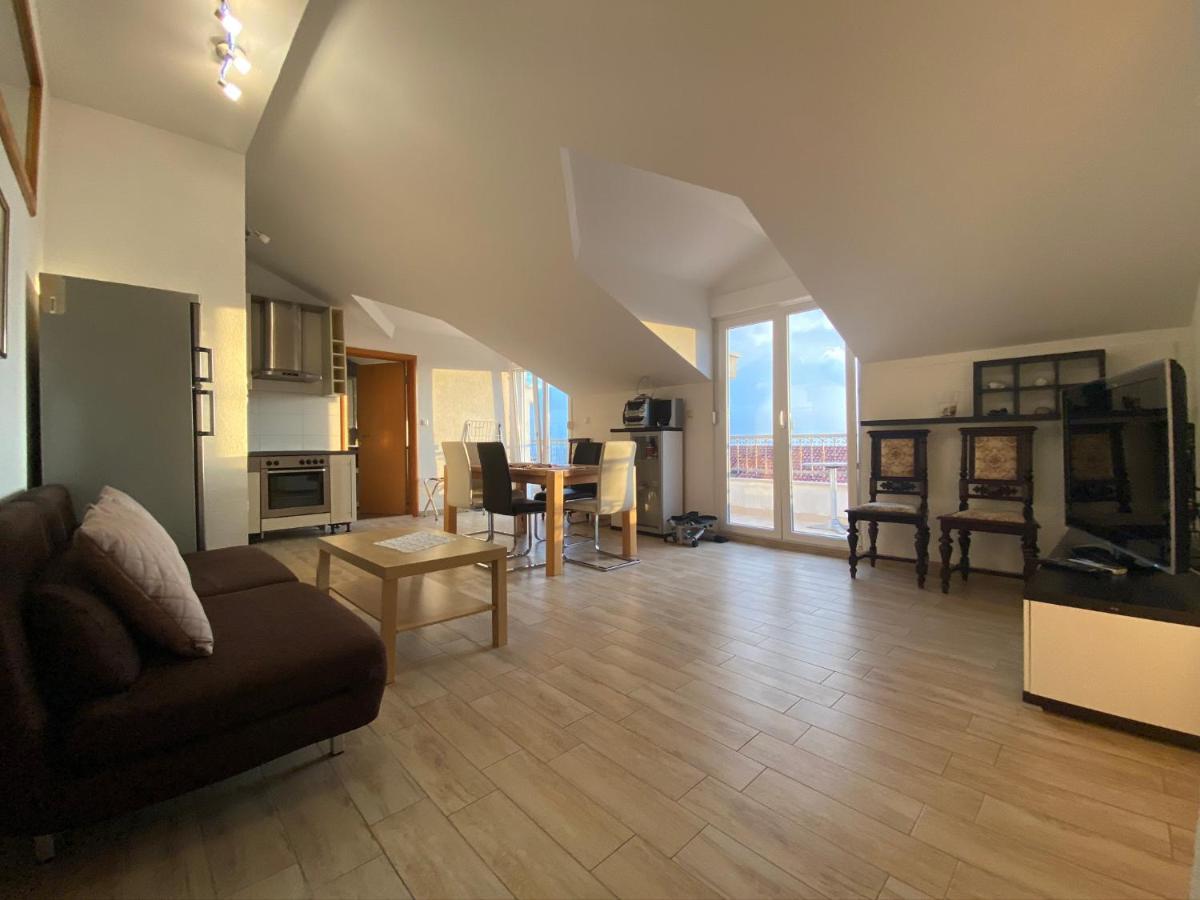 גראדאץ Apartments Grozdana מראה חיצוני תמונה