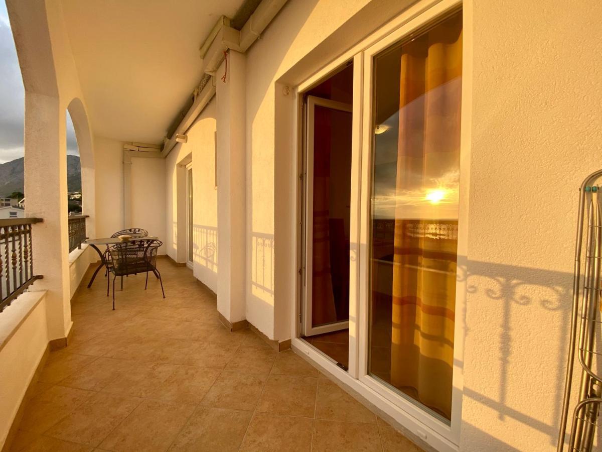 גראדאץ Apartments Grozdana מראה חיצוני תמונה